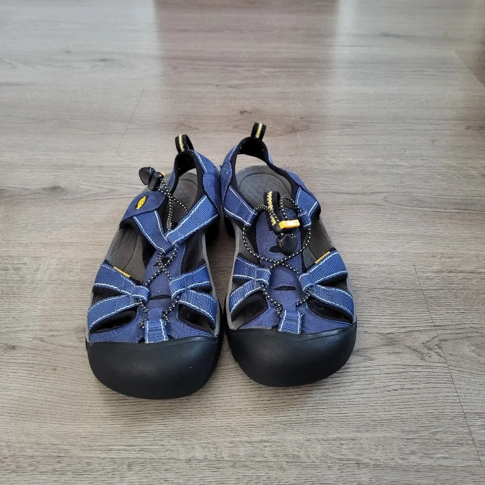 KEEN Newport H2 Womens Blue Hiking Water Sandals size 8.5 Trail Gorpcore Summer